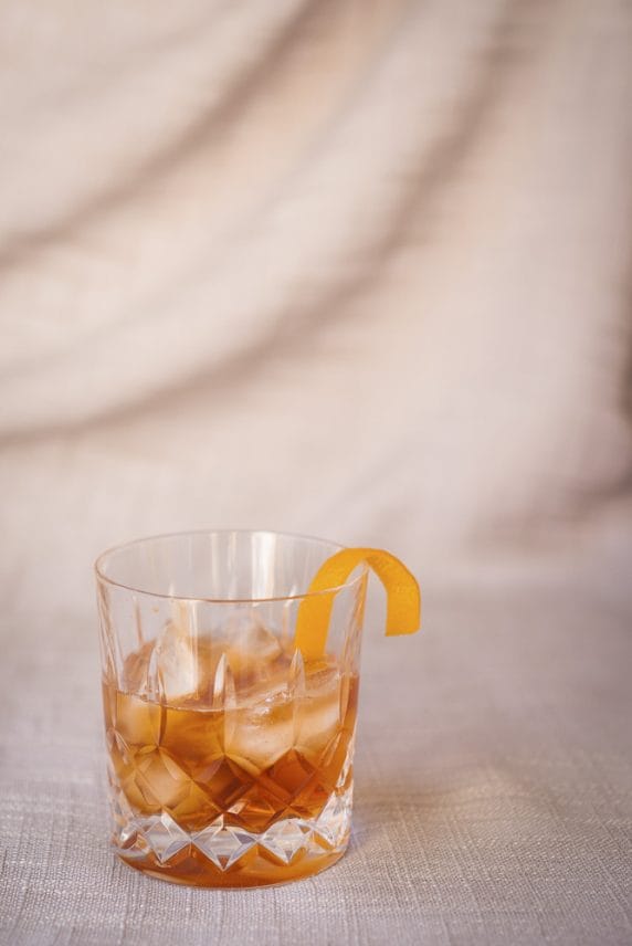 non alcoholic old fashioned whisly cocktail 
